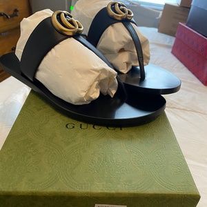 Gucci thong sandals